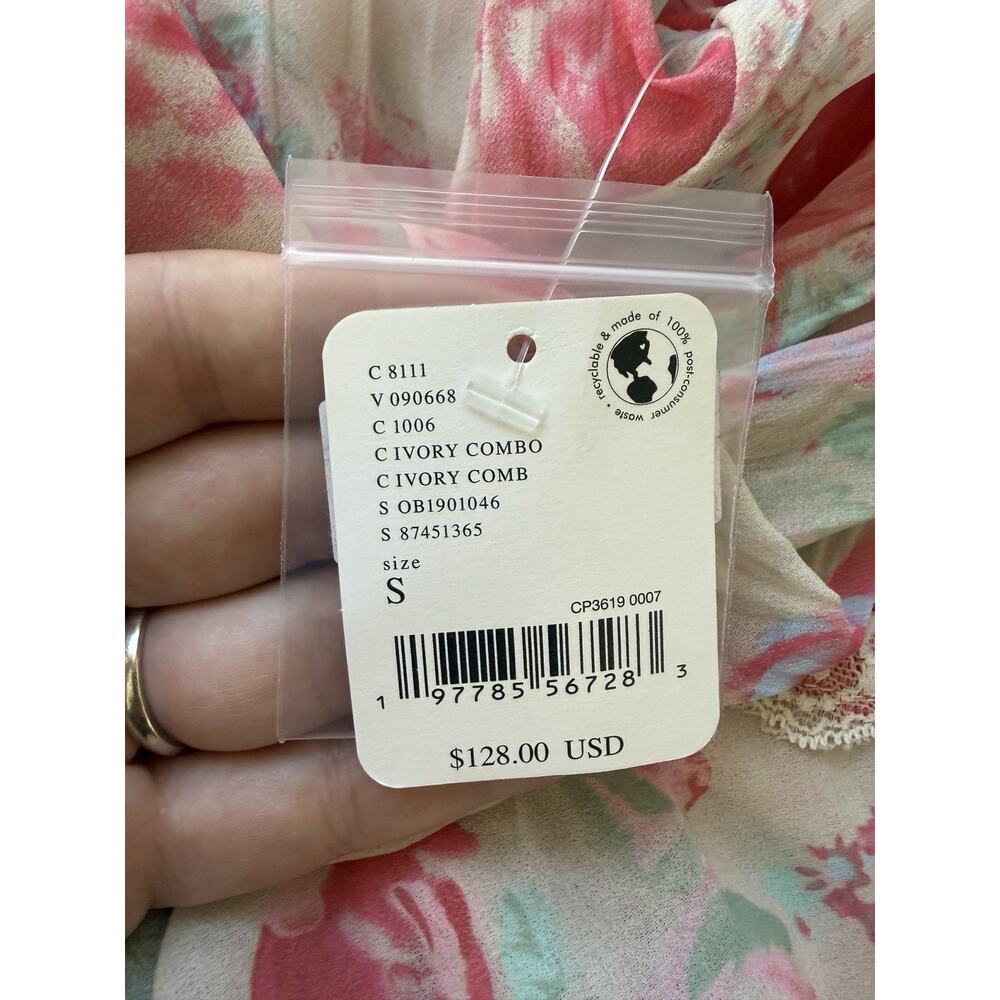 Free People Bad At Love Floral Printed Blouse Small NWT Cottagecore Fairy Lace - Picture 7 of 11